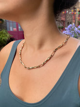 Load image into Gallery viewer, Knot Gold Chain