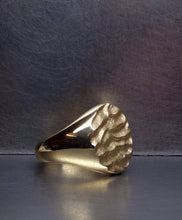 Load image into Gallery viewer, ‘Tidal 11' 9ct gold