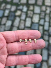 Load image into Gallery viewer, 115 SILVER SAMPLE SALE XMAS 2025