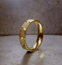 Load image into Gallery viewer, Ambit Facet Mid