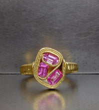 Load image into Gallery viewer, 'Posey'