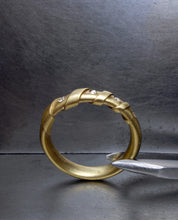 Load image into Gallery viewer, 'Lei'