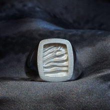 Load image into Gallery viewer, 'Tidal 9'