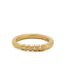 Load image into Gallery viewer, Wrapped band 4