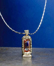 Load image into Gallery viewer, 'Palanquin Stonefruit'