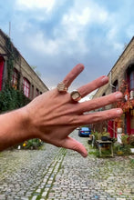 Load image into Gallery viewer, 'Tidal 11' 9ct gold