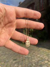 Load image into Gallery viewer, 'Pink Smile 01'