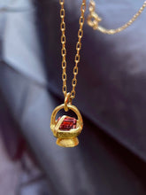 Load image into Gallery viewer, 'Cayenne'