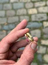 Load image into Gallery viewer, Ribbon