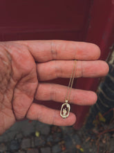 Load image into Gallery viewer, 038 Sample sale 2024 20" diamond pointer pendant