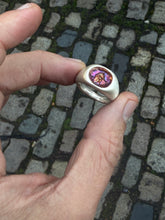 Load image into Gallery viewer, 106 pink face looking right size 8.5 SILVER SAMPLE SALE XMAS 2025
