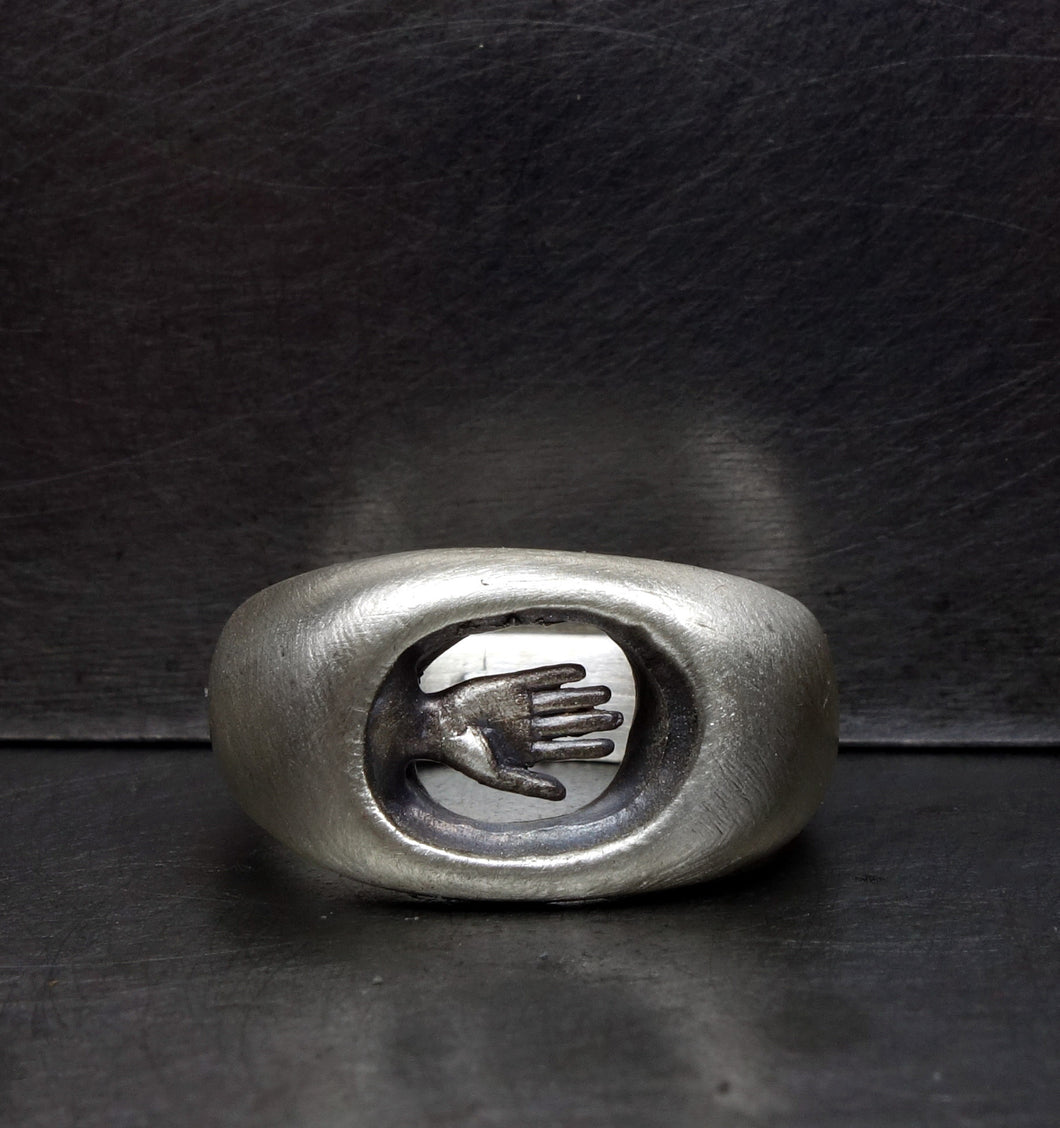 107 right hand palm up size 7.5 SILVER SAMPLE SALE XMAS 2025