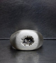 Load image into Gallery viewer, 110 sunk face size 8.5 SILVER SAMPLE SALE XMAS 2025
