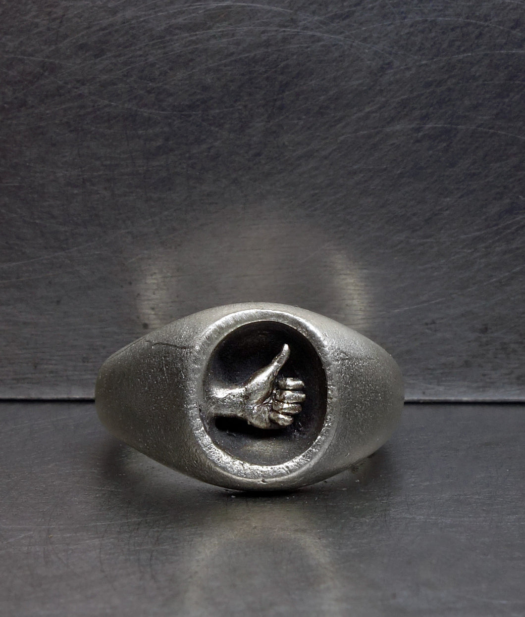 113 thumbs up signet SILVER SAMPLE SALE XMAS 2025