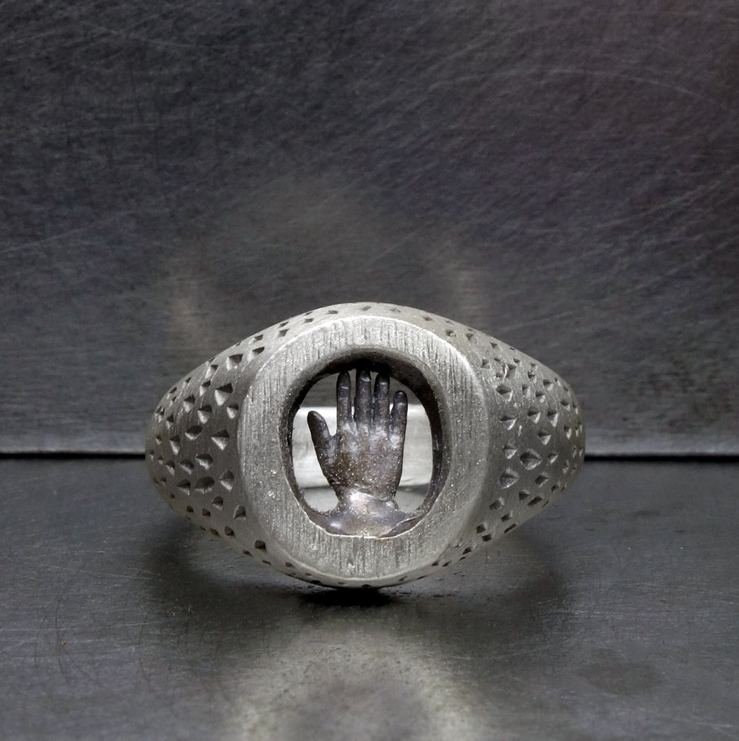 114 palm down patterned SILVER SAMPLE SALE XMAS 2025