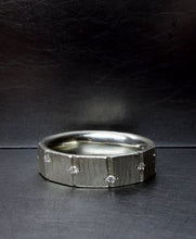 Load image into Gallery viewer, 'Ambit Diamond'
