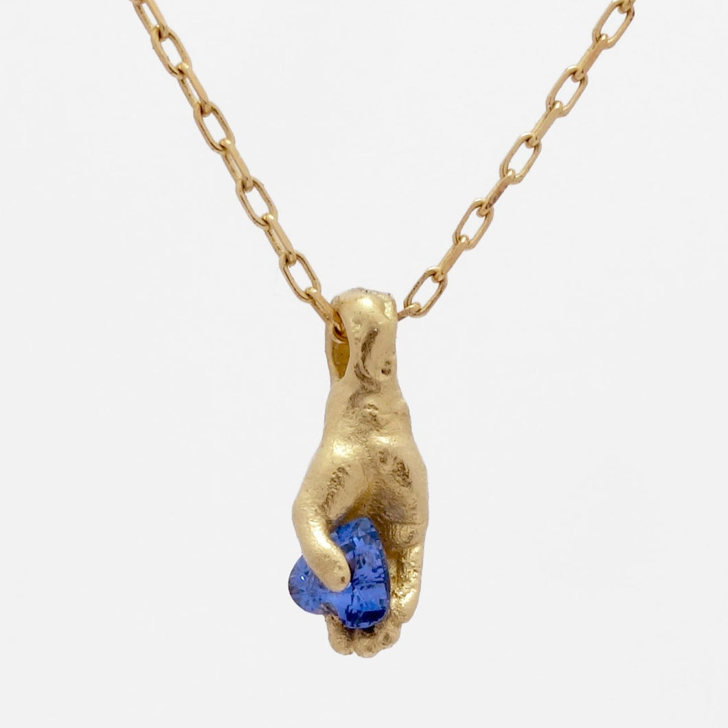'Heart' sapphire hand pendant in blue