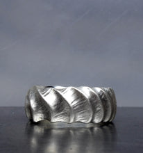 Load image into Gallery viewer, 078 SILVER SAMPLE SALE 2025
